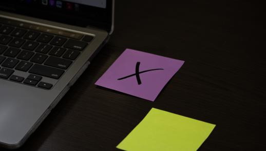 Computer and post it note